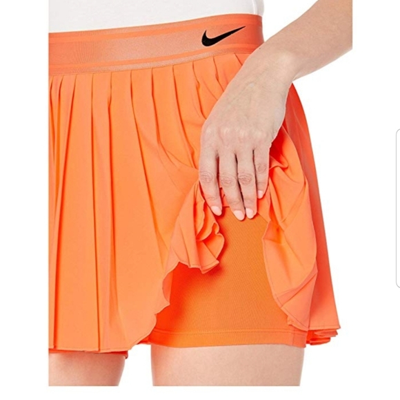 NWT! NIKE DRI-FIT PLEATED TENNIS SKORT